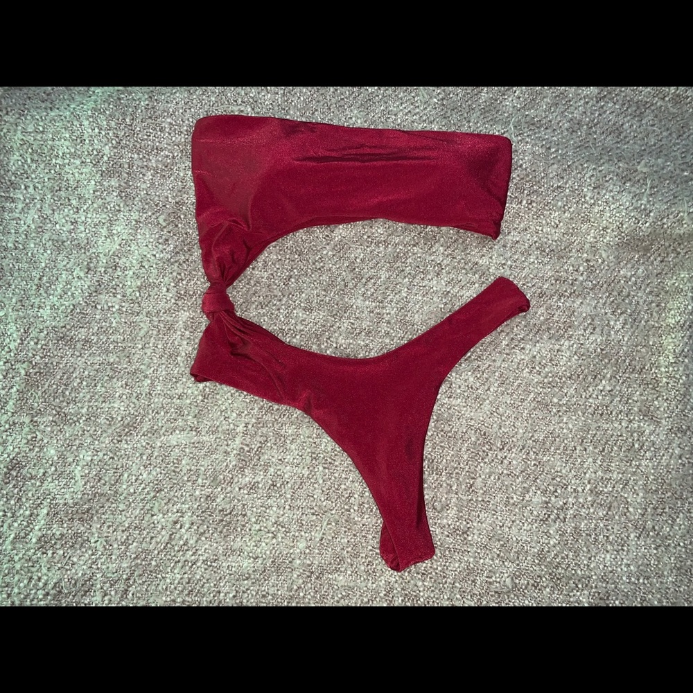 One piece bathing suit